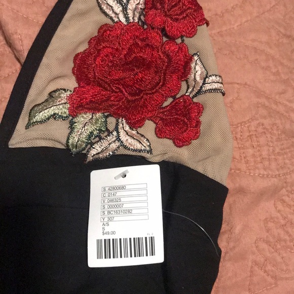 Urban outfitters Embroidered Rose Bodysuit S-NWT - Picture 9 of 9